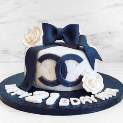 Darlings-Cupcakes-Cake-Couture-Noir